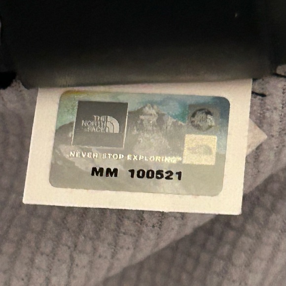 The North Face Women’s Canyon Wall Vest Grey Size Small Full Zip EUC - Picture 7 of 10